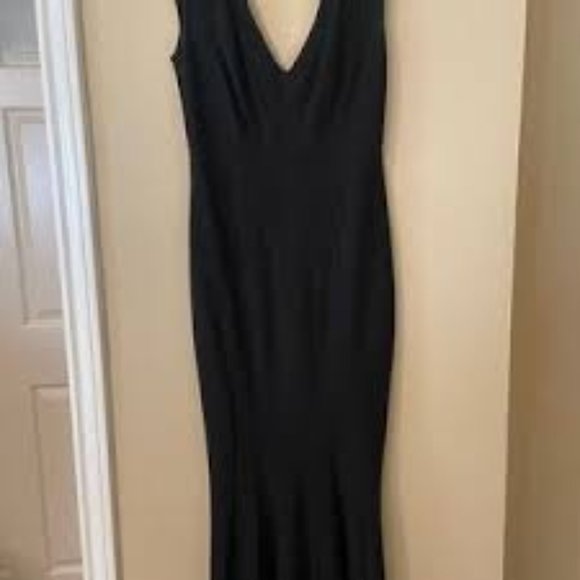 Brand New Women's Betsey & Adam Full-Length Mermaid-Cut Black Gown - Picture 8 of 16